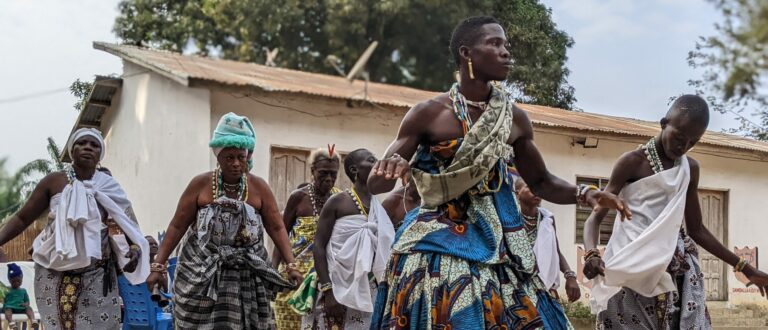 Article : Culture Vaudou : la biennale de Ouidah ou la reconquête d’une mémoire
